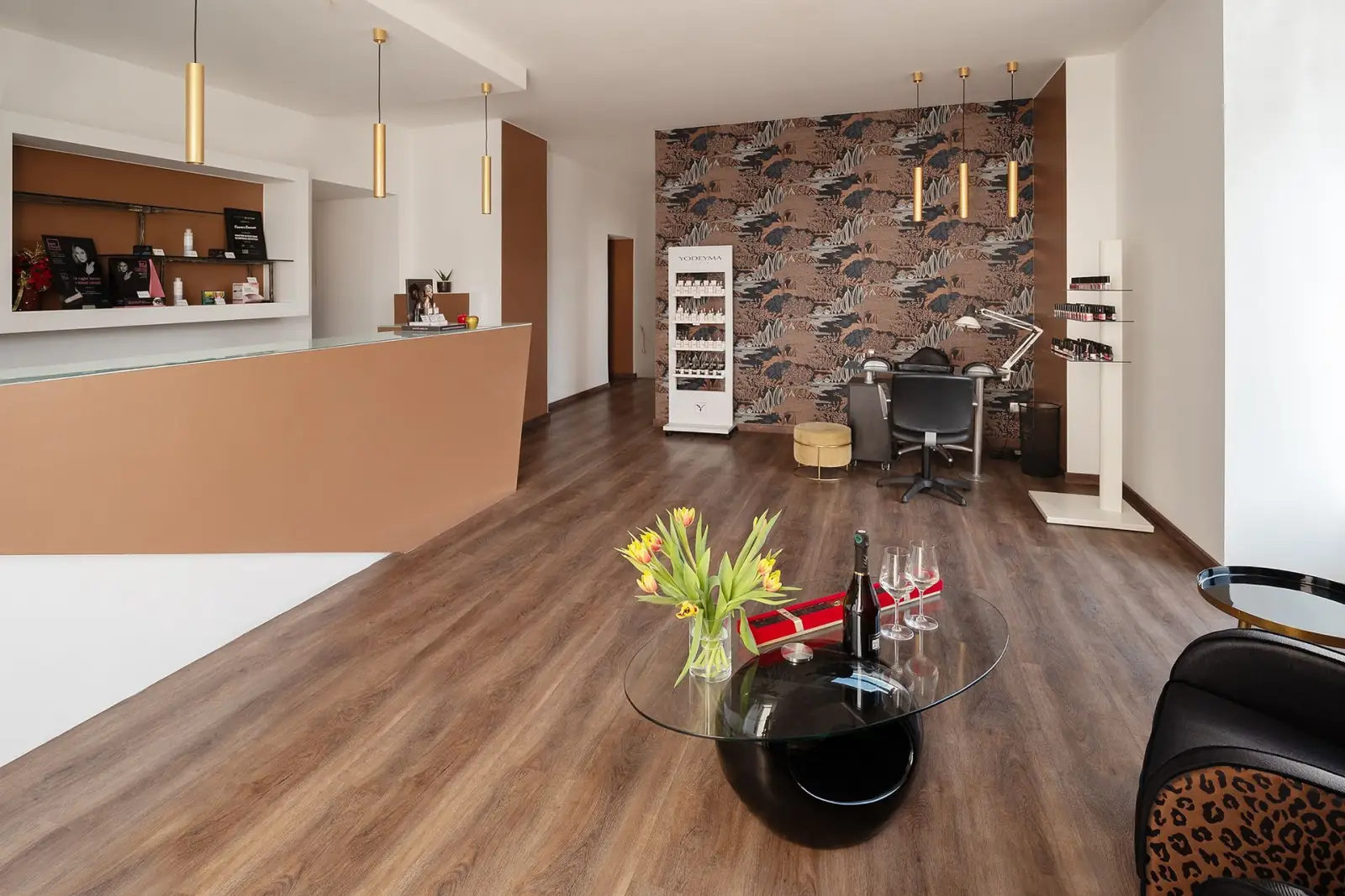 Reception accogliente del centro Active Beauty
